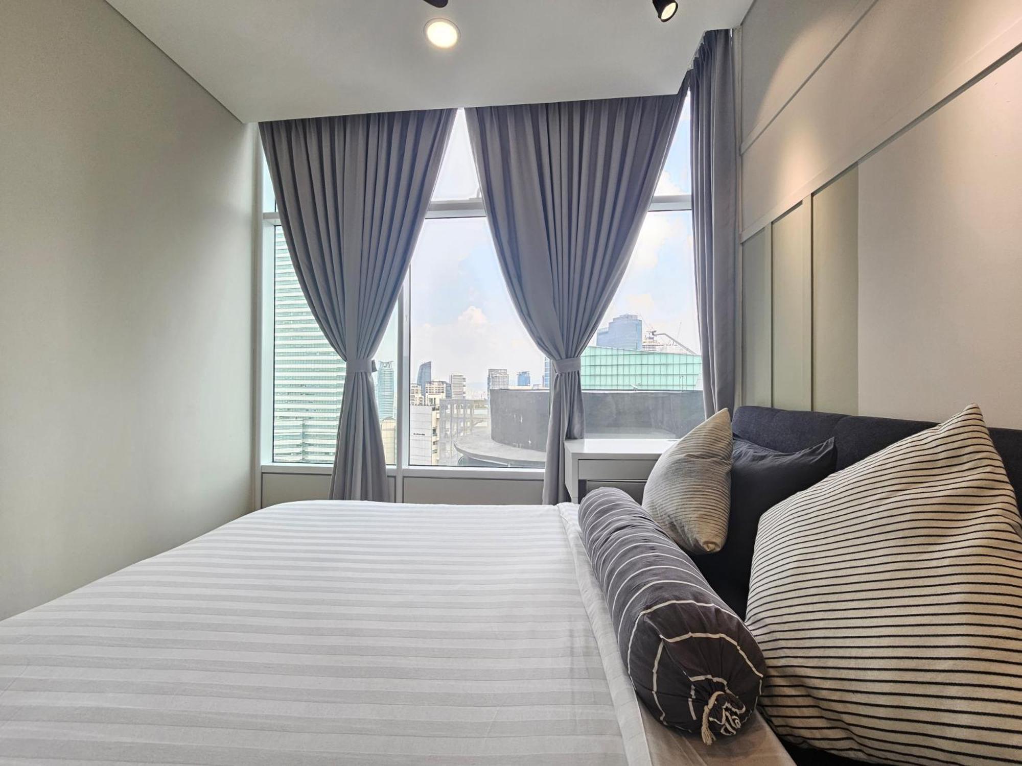Sky Suites Klcc By Staylar كوالالمبور المظهر الخارجي الصورة