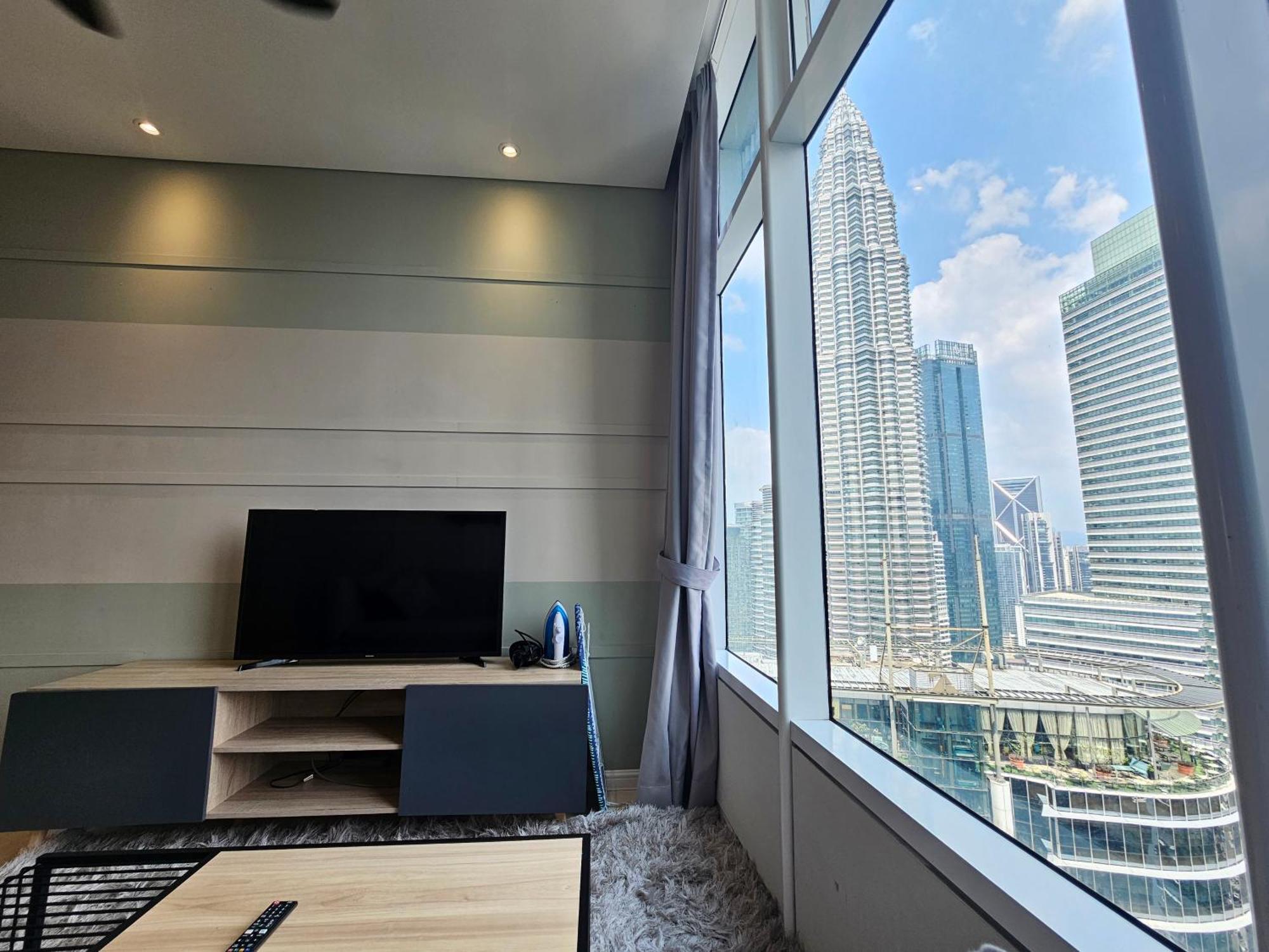 Sky Suites Klcc By Staylar كوالالمبور المظهر الخارجي الصورة